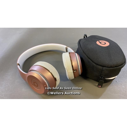 9606 - APPLE BEATS SOLO3 A1796 INCL. CASE