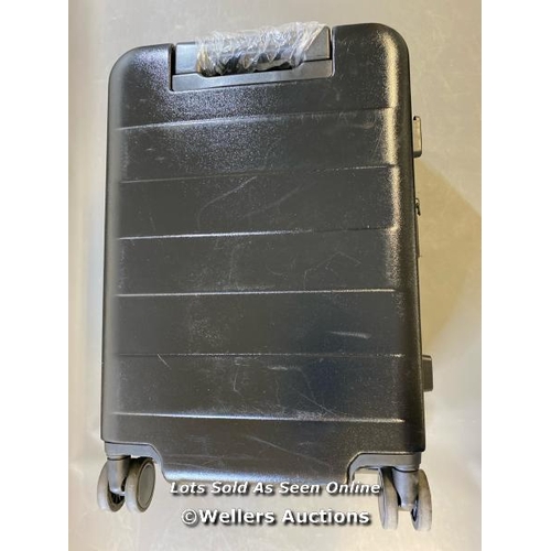 9724 - HALLMARK SUITCASE