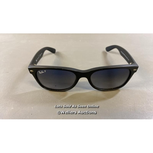 9740 - RAY-BAN RB2132 NEW WAYFARER SUNGLASSES