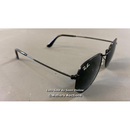 9747 - RAY-BAN RB4538 SUNGLASSES INCL. CASE