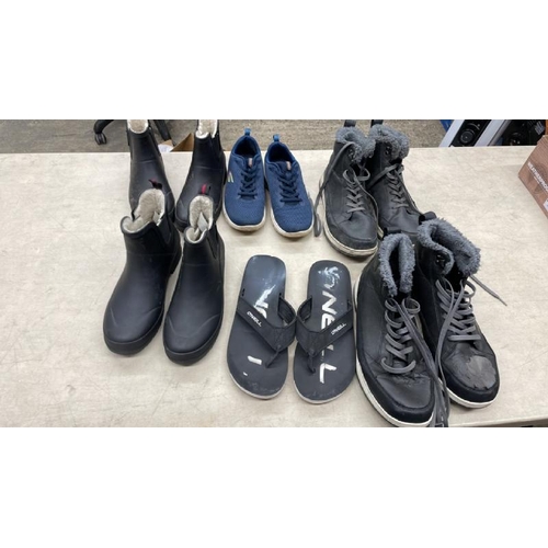 4443 - QUANTITY OF MIXED PRE-OWNED SHOES INCL. SKECHERS, WEATHERPROOF & ONEILL / C28