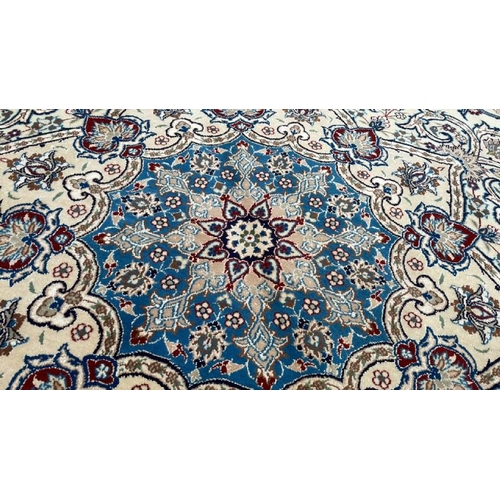 16 - LARGE NAIN CARPET WOOL AND SILK ORIENTAL ROUND RUG, ORIGINALLY FROM M&N ORIENTAL RUGS, 363CM (DIA), ... 