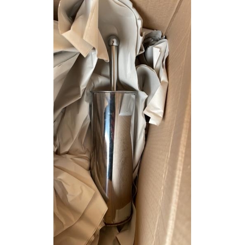 30 - LARGE VASE AND TOILET BRUSH, CONTAINER NO: 10030 / LOT LOCATION: WEYBRIDGE (KT13)