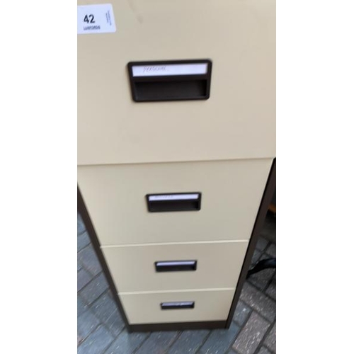 42 - FOUR DRAWER METAL FILING CABINET, CONTAINER NO: 10030 / LOT LOCATION: WEYBRIDGE (KT13)