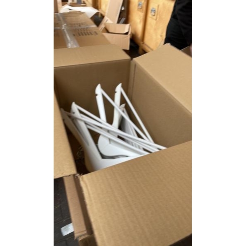 51 - BOX OF HANGERS, CONTAINER NO: 10030 / LOT LOCATION: WEYBRIDGE (KT13)