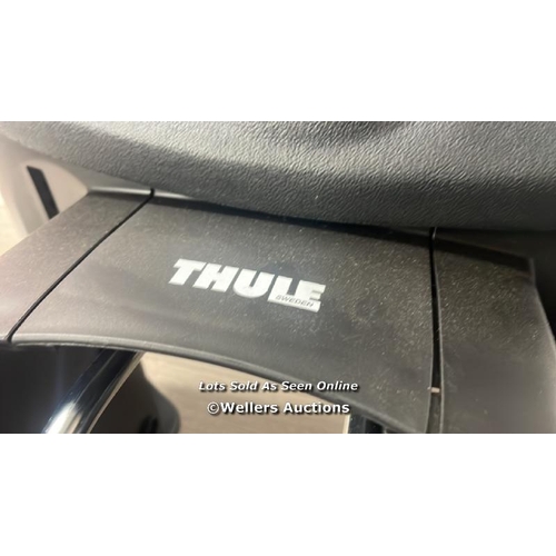 8001 - THULE YEPP 2 MAXI REAR CHILD SEAT / SIGNS OF USE / P5