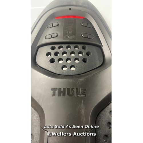 8001 - THULE YEPP 2 MAXI REAR CHILD SEAT / SIGNS OF USE / P5