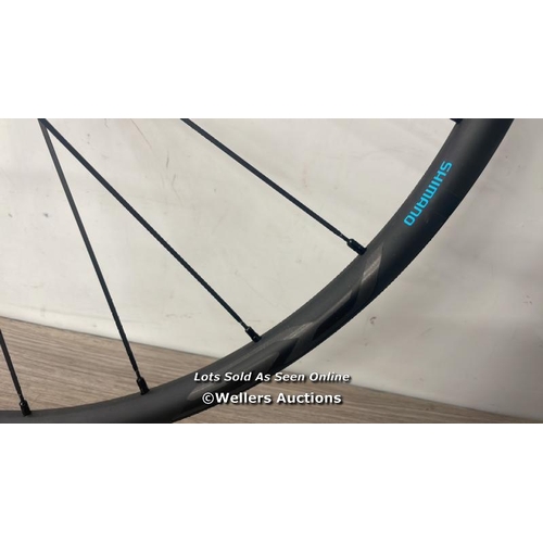 8030 - SHIMANO RS370 WHEEL / RRP �119.99 / APPEARS UNUSED BUT WITH SOME SMALL SCUFFS / P6