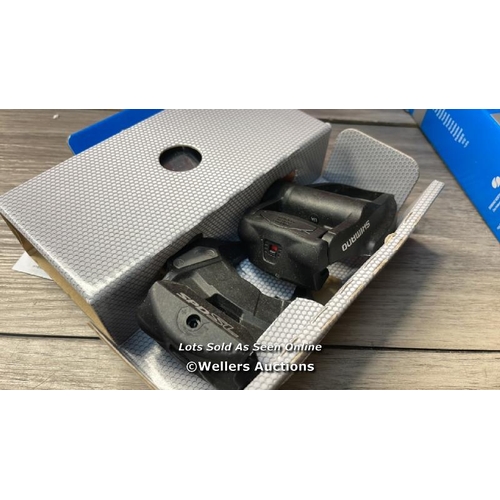 8042 - SHIMANO PD-RS500 SPD-SL PEDALS / APPEARS NEW, OPEN BOX / G26