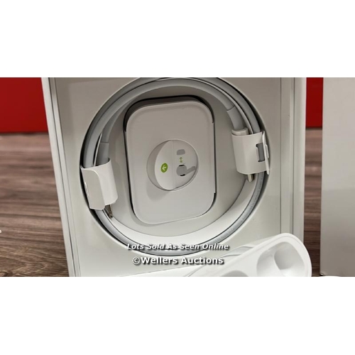 8210 - APPLE AIRPODS PRO (2ND GEN) / MTJV3ZM/A / SERIAL NO. JHFVF9NVWV / POWERS UP, CONNECTS  & PLAYS MUSIC... 