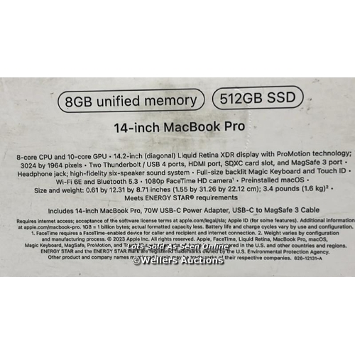 8215 - APPLE MACBOOK PRO 14