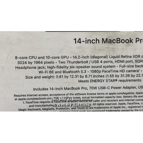 8215 - APPLE MACBOOK PRO 14