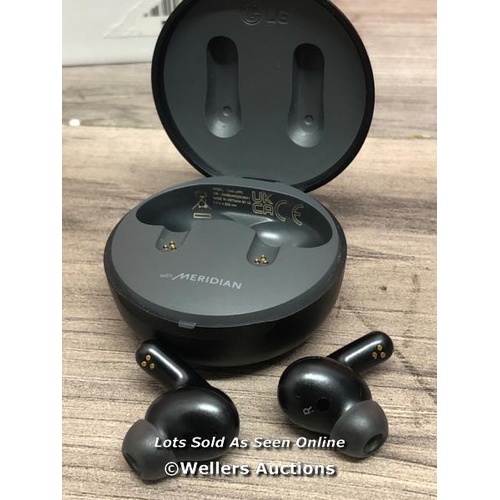 8226 - LG UFP5 WIRELESS EARBUDS / POWERS UP & CONNECTS TO BLUETOOTH WITH SOUND FROM LEFT EAR ONLY, MINIMAL ... 