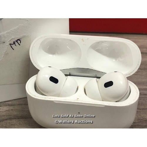 8236 - APPLE AIRPODS PRO (2ND GEN) / MQD83ZM/A / MAGSAFE CHARGING CASE WITH LANYARD LOOP / POWERS UP & CONN... 