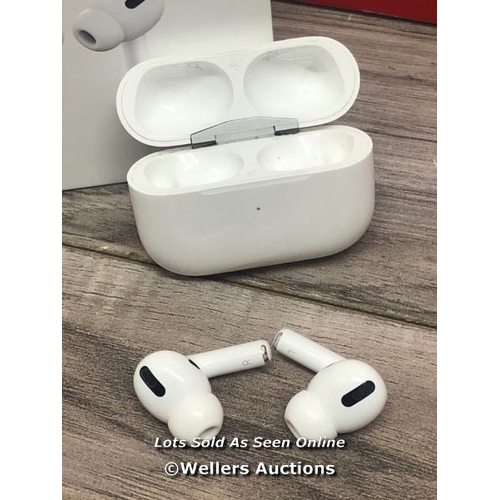 8239 - APPLE AIRPODS PRO WITH MAGSAFE CHARGING CASE (MLWK3ZM/A) / POWERS UP & CONNECTS TO BLUETOOTH WITH SO... 