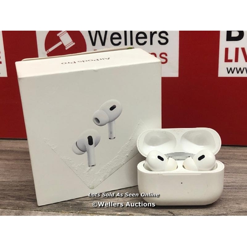 8240 - APPLE AIRPODS / 2ND GEN / WITH CHARGING CASE / MV7N2ZMA / POWERS UP & CONNECTS TO BLUETOOTH WITH SOU... 