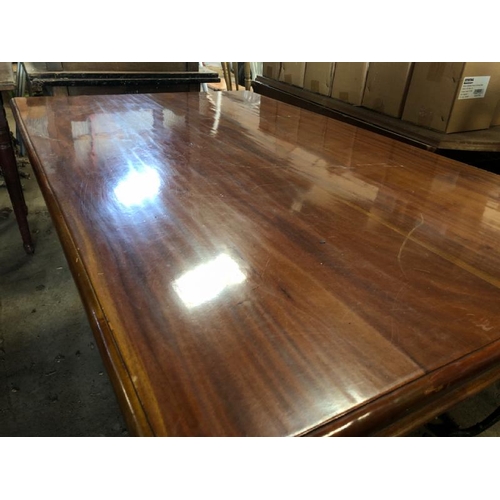 60 - DINING TABLE ON 4X LEG BASE, 75CM (H) X 130CM (H) X 80CM (D) / LOT LOCATION: LLANSANTFFRAID, POWYS, ... 