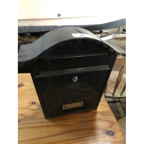 67 - METAL LETTERBOX, LOCKED AND MISSING KEY, 37CM (H) / LOT LOCATION: LLANSANTFFRAID, POWYS, WALES