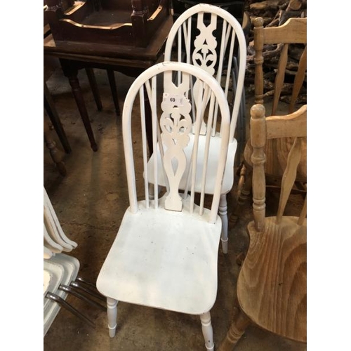 69 - PAIR OF WINDSOR BACK STYLE DINING CHAIRS, 100CM (H) X 36CM (W) X 45CM (D) / LOT LOCATION: LLANSANTFF... 