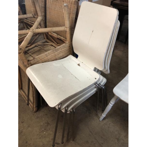 70 - 4X DINING CHAIRS WITH METAL LEGS, 90CM (H) X 34CM (W) X 41CM (D) / LOT LOCATION: LLANSANTFFRAID, POW... 