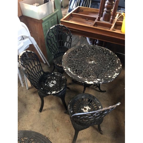 76 - VINTAGE METAL GARDEN TABLE AND HEAVY CAST IRON CHAIRS, TABLE DIMENSIONS 70CM (H) X 69CM (W), CHAIRS ... 