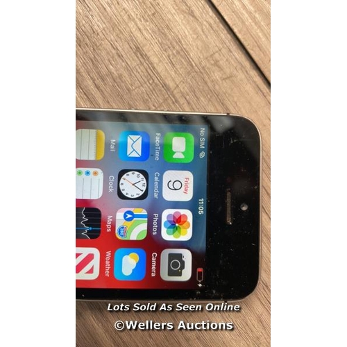 8234 - APPLE IPHONE 5S / A1533 / 16 GB / IMEI: 357988052734055 / POWERS UP / SEE IMAGESS FOR CONDITION / CO... 