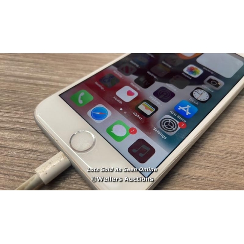 8242 - APPLE IPHONE 7 / A1778 / 128GB GB / IMEI: 359152074055050 / POWERS UP / SEE IMAGESS FOR CONDITION  /... 