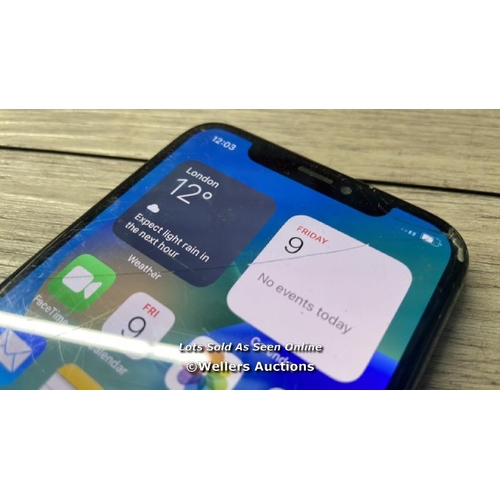 8246 - APPLE IPHONE XS / A2097 / 64 GB / IMEI: 357229095539601 / POWERS UP / SEE IMAGESS FOR CONDITION - CR... 