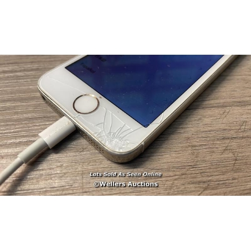 8256 - APPLE IPHONE 5S / A1533 / IMEI: 013790004649357 / POWERS UP / SEE IMAGES FOR CONDITION - CRACKED SCR... 