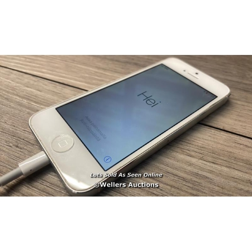 8257 - APPLE IPHONE 5 / A1429 / IMEI: 990003172169175 / POWERS UP / SEE IMAGES FOR CONDITION / I-CLOUD ACTI... 