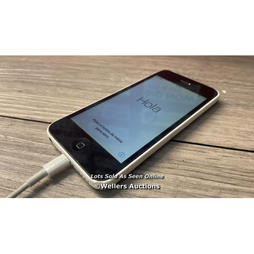 8262 - APPLE IPHONE 5C / A1507 / IMEI: 358802051706080 / POWERS UP / SEE IMAGES FOR CONDITION / I-CLOUD ACT... 