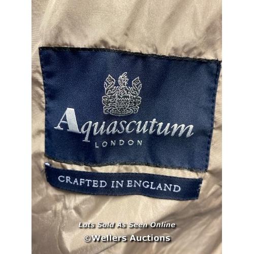 9505 - AQUASCUTUM COAT