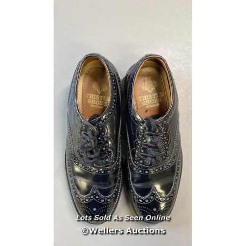 9510 - PAIR OF THISTLE SHOES