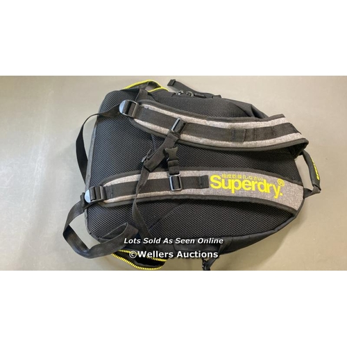 9521 - SUPERDRY BACKPACK