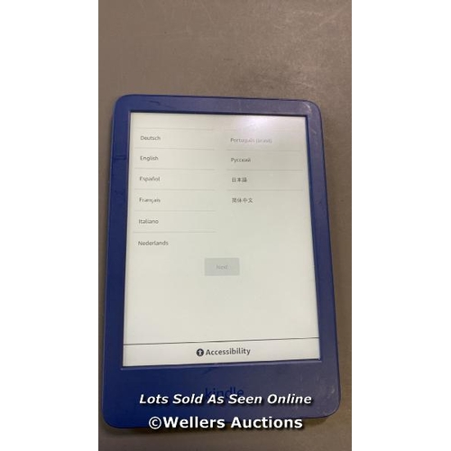 9596 - AMAZON KINDLE - 11TH GENERATION (2022), MODEL C2V2L3 - FACTORY SETTINGS RESTORED