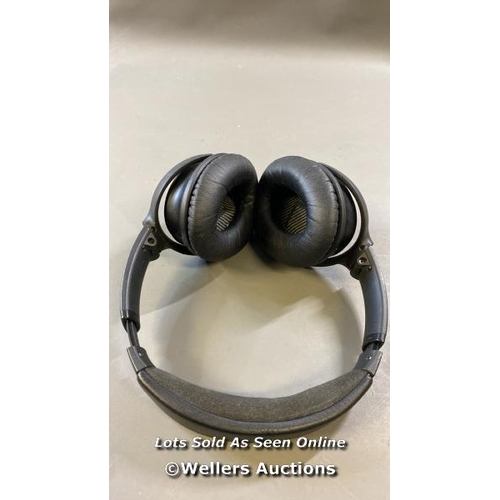 9725 - BOSE HEADPHONES MODEL 425948