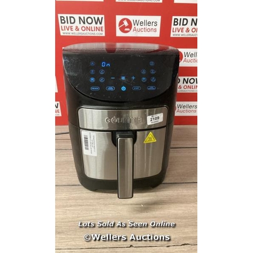 2109 - GOURMIA 6.7L DIGITIAL AIR FRYER / POWERS UP / SIGNS OF USE / E62