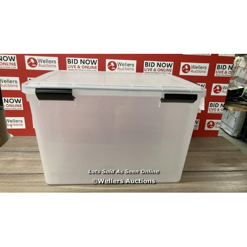 2142 - IRIS 70L STORAGE BOX / MISING ONE SECURING CLIP / E17