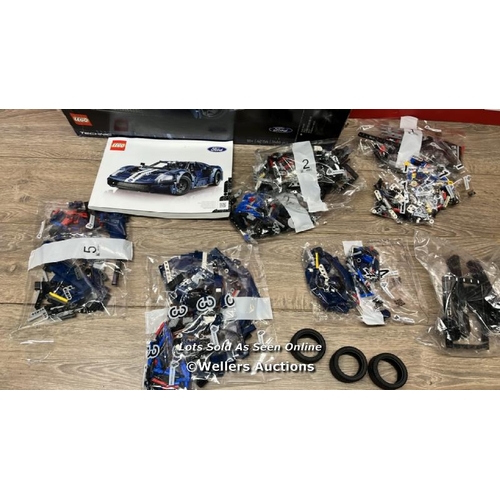 2172 - LEGO TECHNIC 2022 FORD GT - MODEL 42154 / VERY MINIMAL SIGNS OF USE / MISSING ONE TYRE / E20