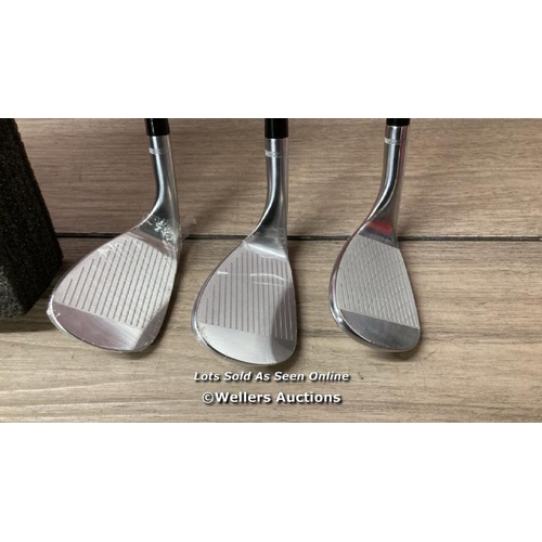 2230 - KIRKLAND SIGNATURE 3-PIECE GOLF WEDGE SET / MINIMAL SIGNS OF USE / P7