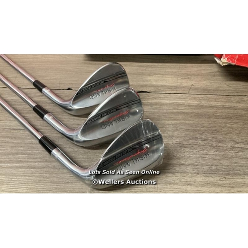 2230 - KIRKLAND SIGNATURE 3-PIECE GOLF WEDGE SET / MINIMAL SIGNS OF USE / P7