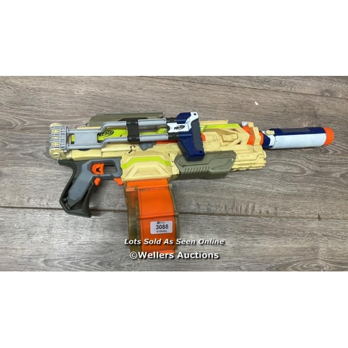 3088 - NERF GUN / SIGNS OF USE  / C37