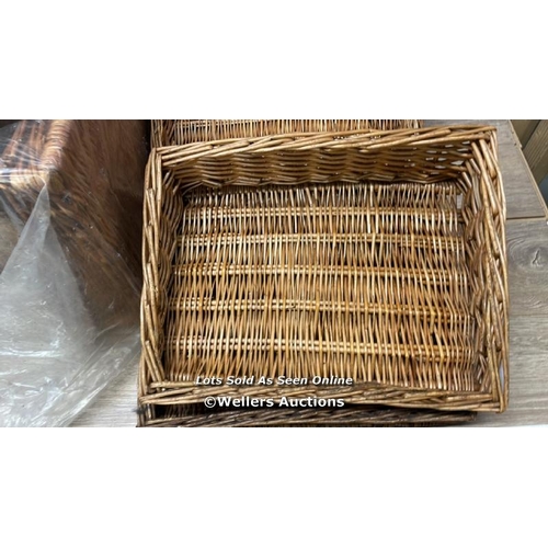 3091 - 10X WICKER BAKERY TRAYS / B14