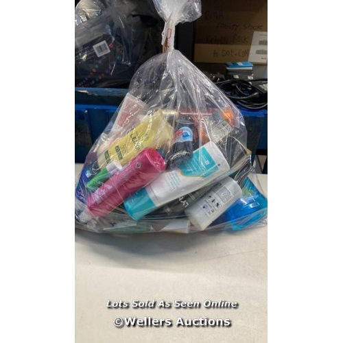 3662 - BAG OF PART USED COSMETICS