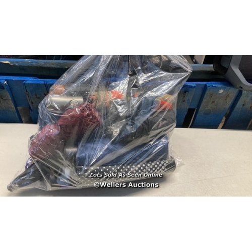 3670 - BAG OF X15 PRE-OWNED UMBRELLAS