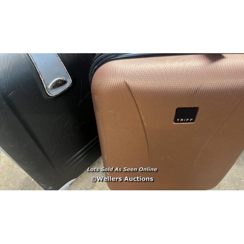 3704 - X2 PRE-OWNED CABIN CASE INCL. TRIPP