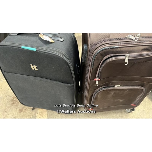 3705 - X2 PRE-OWNED CABIN CASE INCL. IT