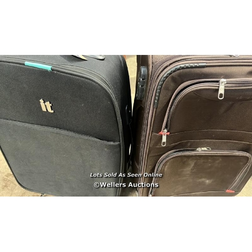 3705 - X2 PRE-OWNED CABIN CASE INCL. IT