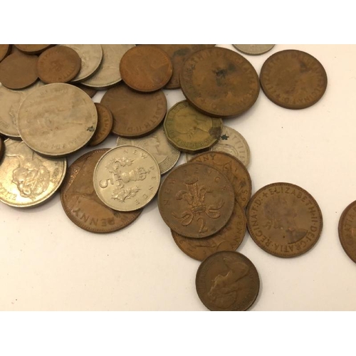 44 - A large quantity of Queen Elizabeth II coins dating from 1953 - 1981 (with some years missing) / AN9