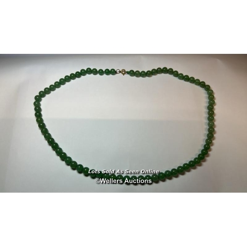 175 - Jade bead necklace, length 60cm, 8-8